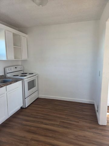 921 W 11th Street, Littlefield, TX 79339