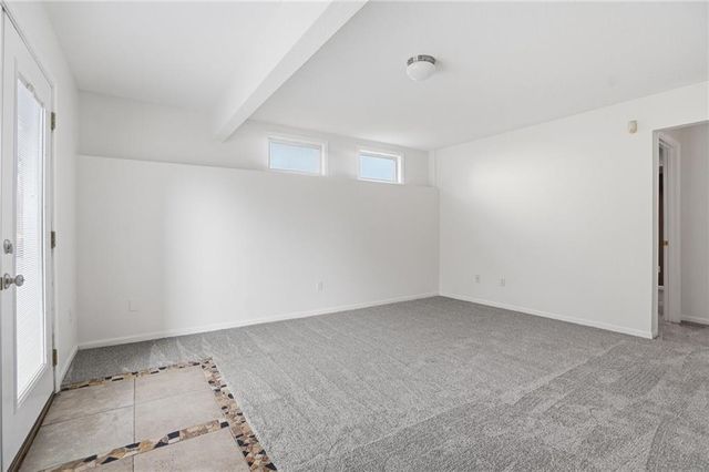 4955 Stoneback Drive, Lawrence, KS 66047