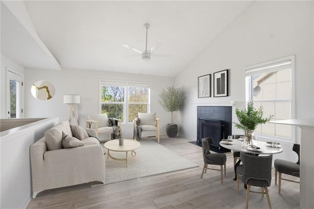 4955 Stoneback Drive, Lawrence, KS 66047