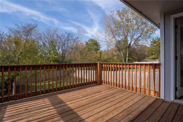 4955 Stoneback Drive, Lawrence, KS 66047