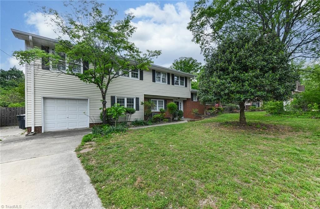 819 Montpelier Drive, Greensboro, NC 27410