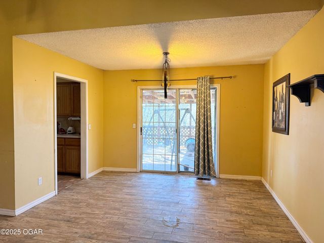 8517 Spruce Drive, Rogers, AR 72756