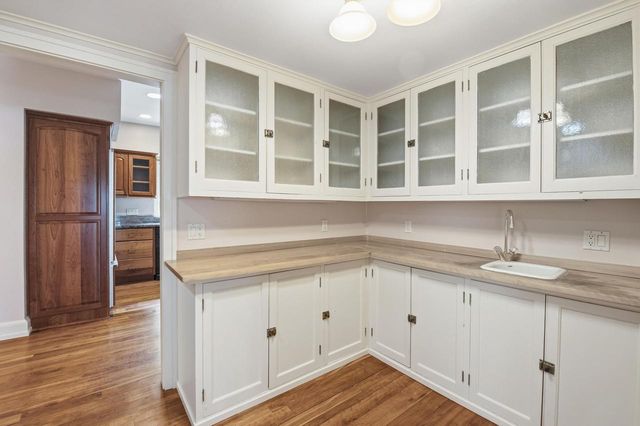1031 N Genesee Woods DRIVE, Summit, WI 53066