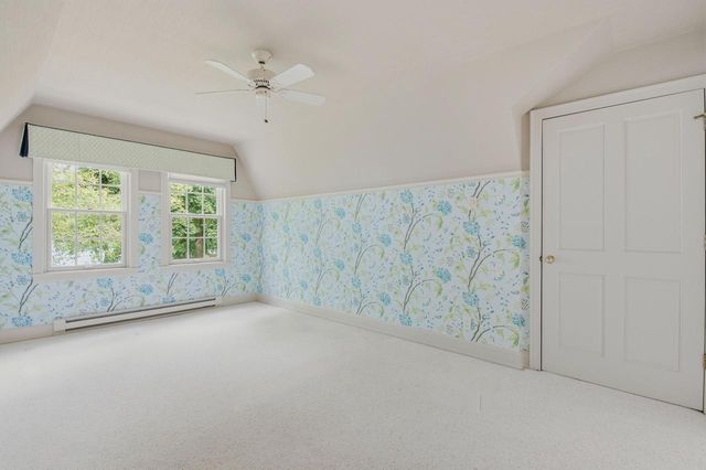 1031 N Genesee Woods DRIVE, Summit, WI 53066