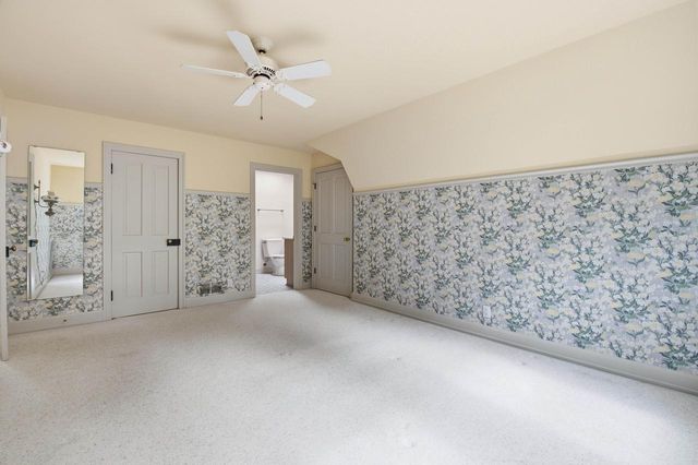 1031 N Genesee Woods DRIVE, Summit, WI 53066