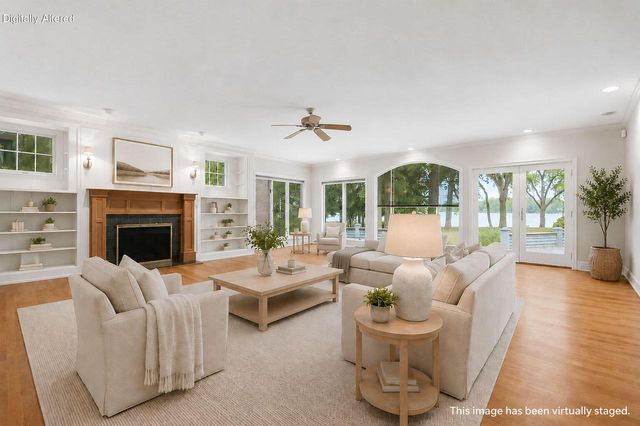 1031 N Genesee Woods DRIVE, Summit, WI 53066