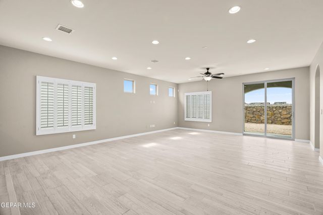 3813 Plan Place, El Paso, TX 79938