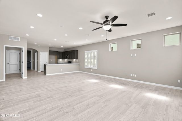 3813 Plan Place, El Paso, TX 79938