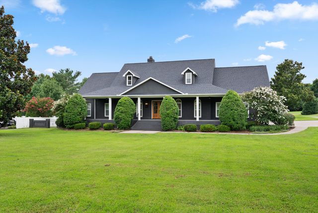 2245 Oakleaf Dr, Franklin, TN 37064
