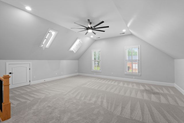 2245 Oakleaf Dr, Franklin, TN 37064