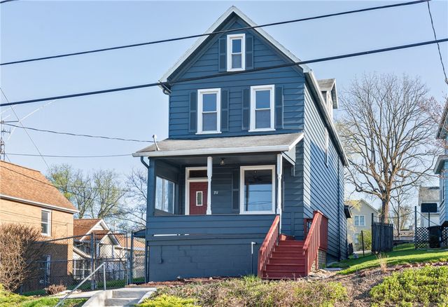 711 9th St, Irwin, PA 15642