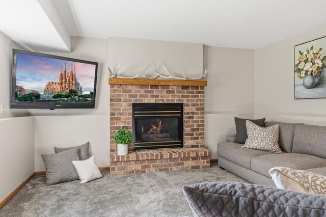 7341 Barbara Avenue, Inver Grove Heights, MN 55077
