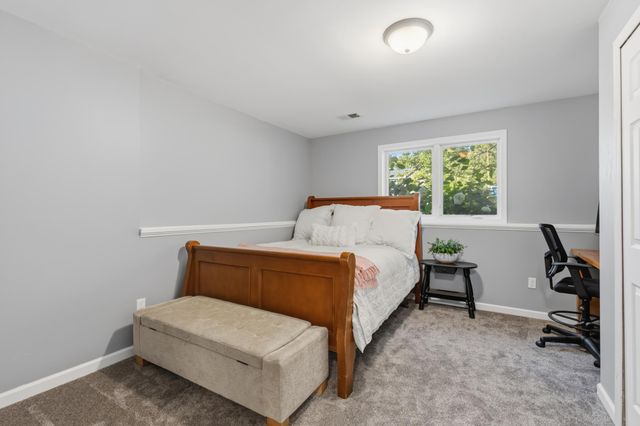7341 Barbara Avenue, Inver Grove Heights, MN 55077