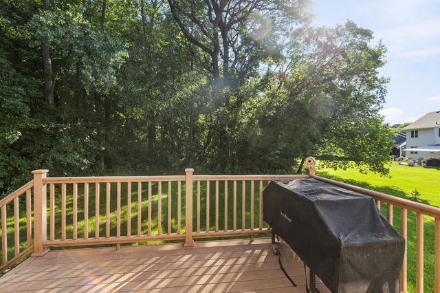 7341 Barbara Avenue, Inver Grove Heights, MN 55077