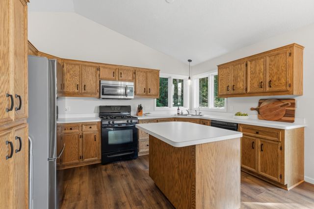 7341 Barbara Avenue, Inver Grove Heights, MN 55077