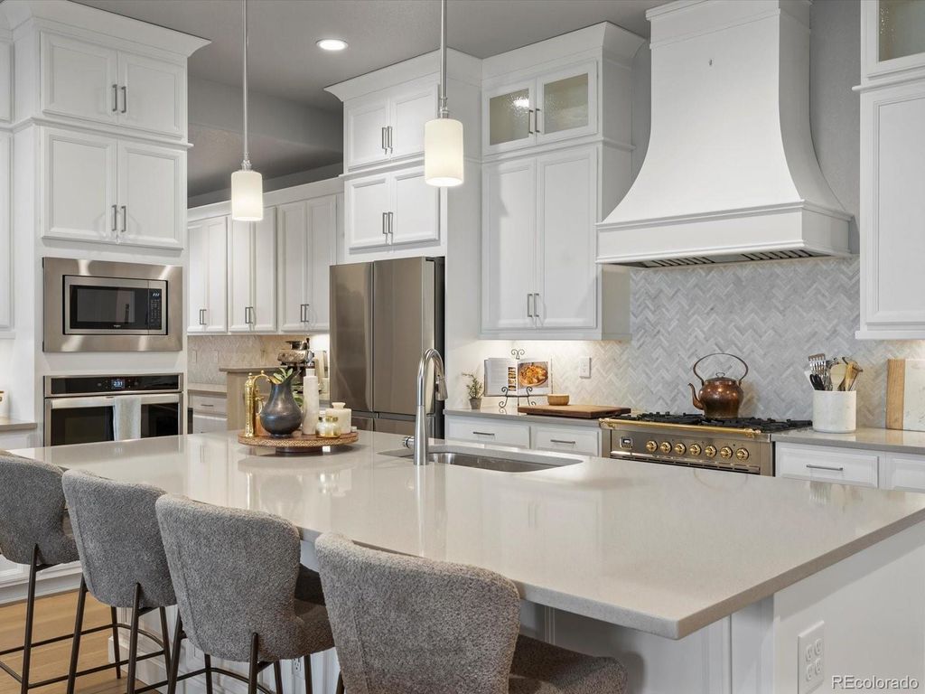 9035 S Shawnee Court, Parker, CO 80016