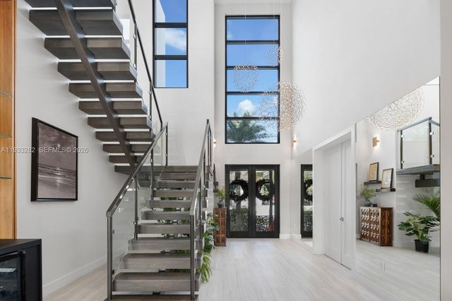 1970 NE 119th Rd, North Miami, FL 33181