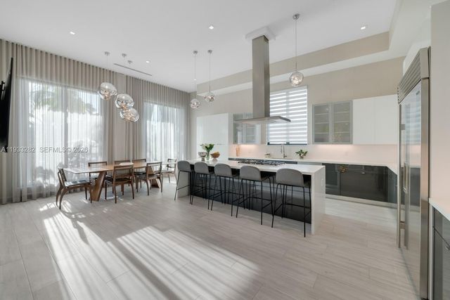 1970 NE 119th Rd, North Miami, FL 33181