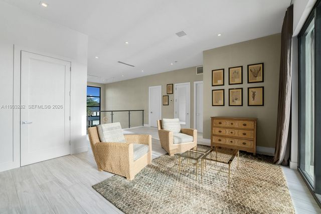 1970 NE 119th Rd, North Miami, FL 33181