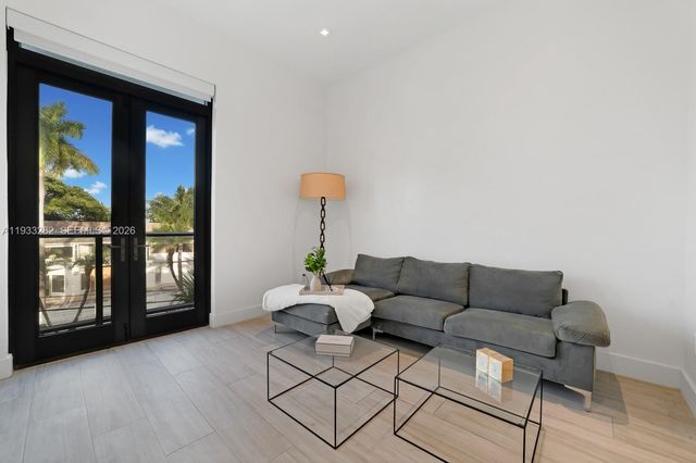 1970 NE 119th Rd, North Miami, FL 33181