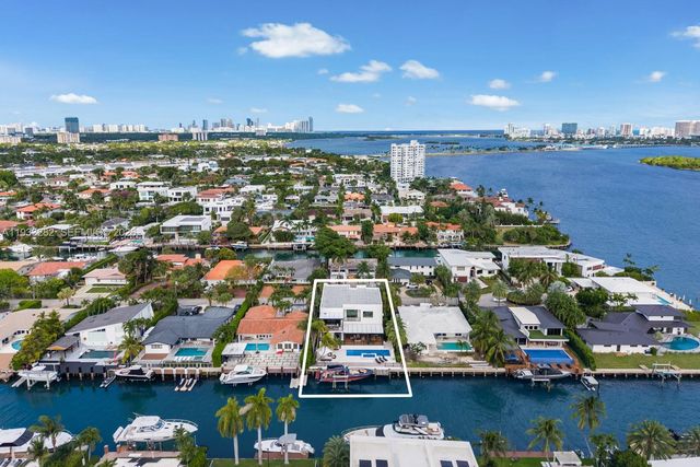 1970 NE 119th Rd, North Miami, FL 33181