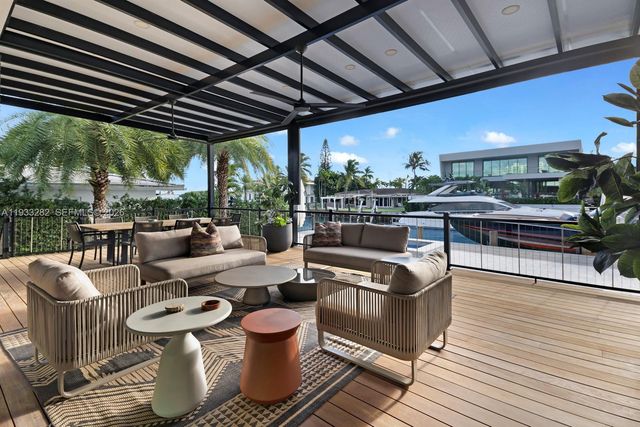 1970 NE 119th Rd, North Miami, FL 33181