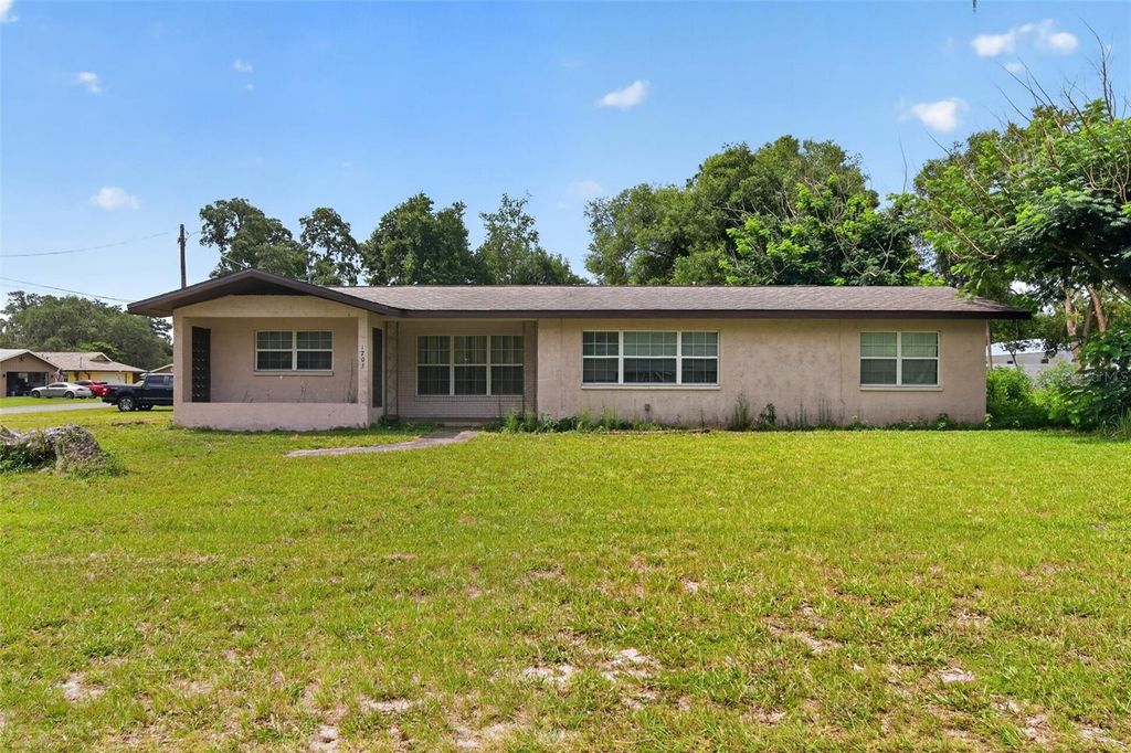 1705 EDEN DRIVE, Inverness, FL 34450