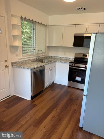 107 WASHINGTON ST NE, Leesburg, VA 20176