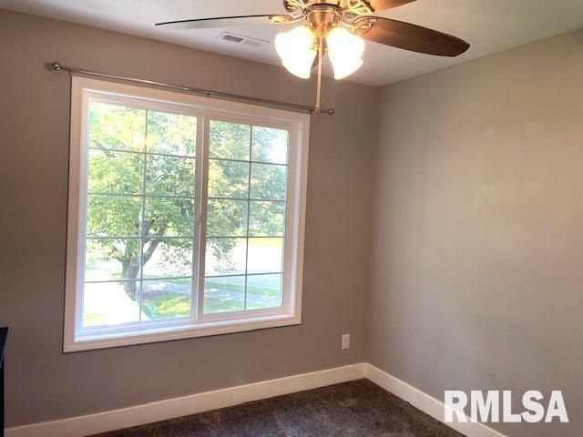 399 W MAIN Street, Williamsville, IL 62693