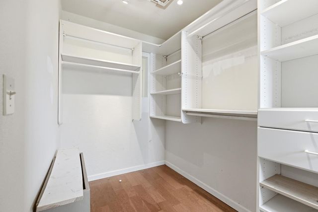 2400 Walnut Grove Way, Modesto, CA 95355