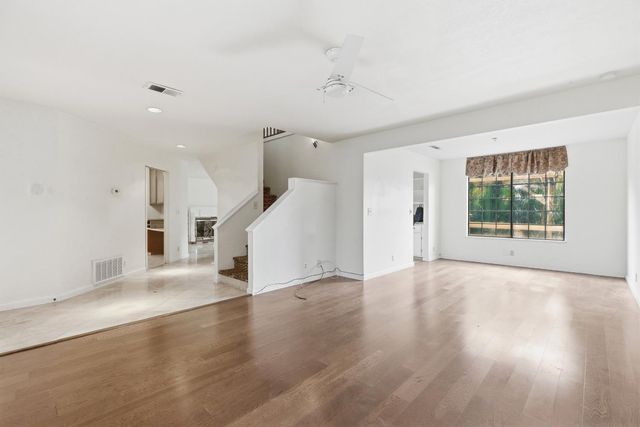 2400 Walnut Grove Way, Modesto, CA 95355