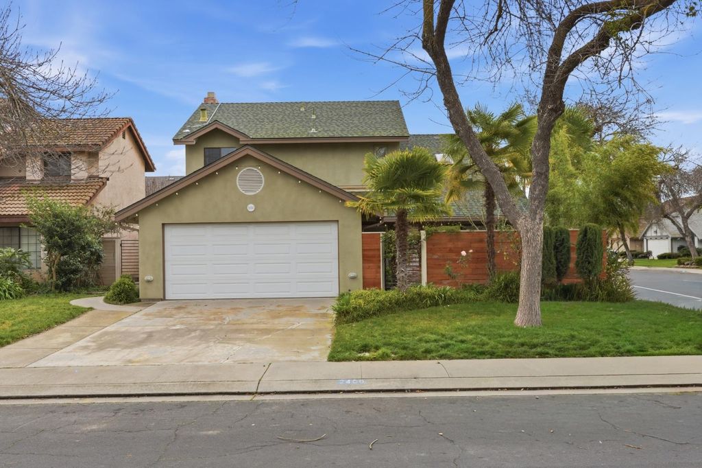2400 Walnut Grove Way, Modesto, CA 95355