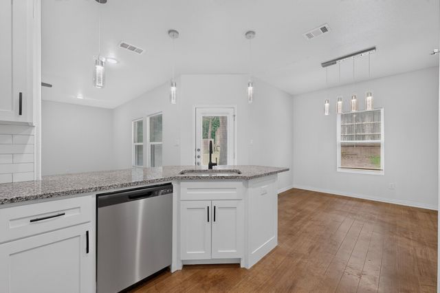 2000 Skylark Drive, Arlington, TX 76010