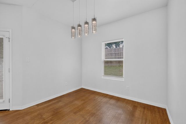 2000 Skylark Drive, Arlington, TX 76010
