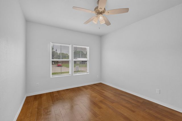 2000 Skylark Drive, Arlington, TX 76010