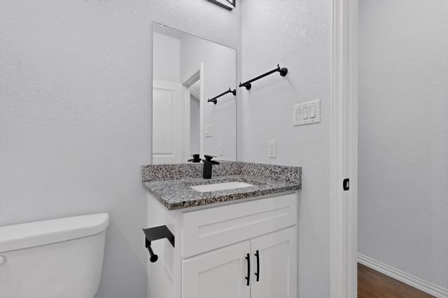 2000 Skylark Drive, Arlington, TX 76010