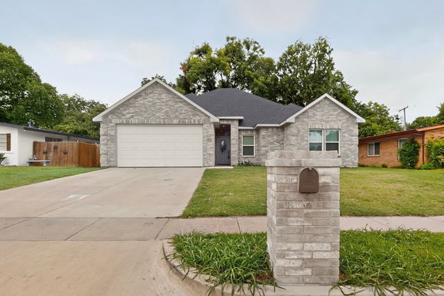 2000 Skylark Drive, Arlington, TX 76010