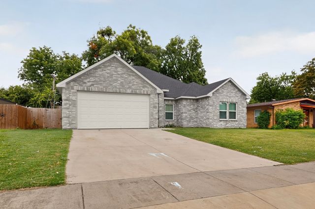 2000 Skylark Drive, Arlington, TX 76010