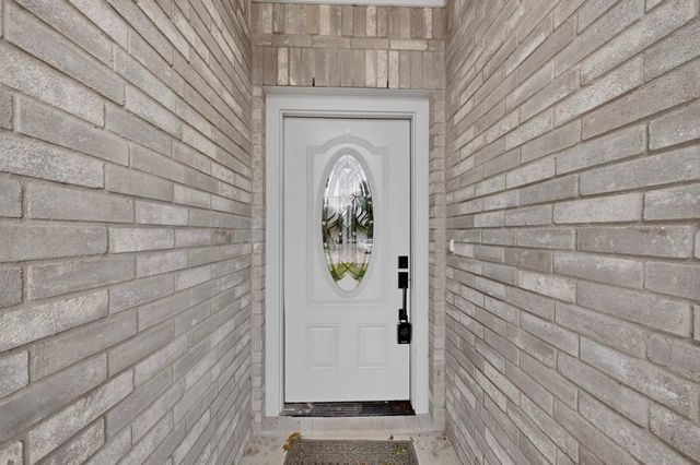 2000 Skylark Drive, Arlington, TX 76010