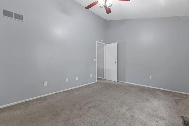 1372 Eastwick Way, Pickerington, OH 43147