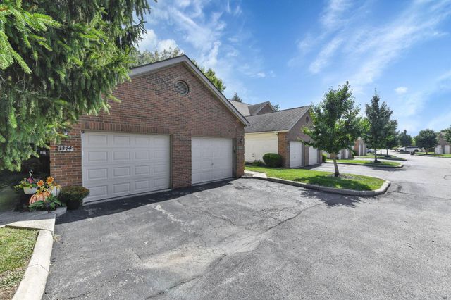 1372 Eastwick Way, Pickerington, OH 43147