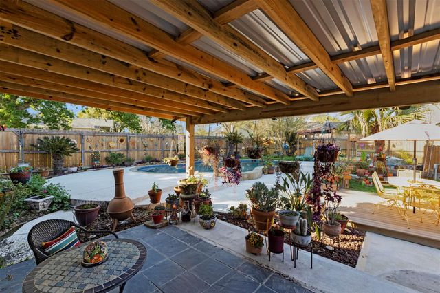 7034 Kingston Cove Lane, Willis, TX 77318