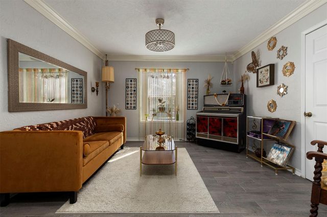 7034 Kingston Cove Lane, Willis, TX 77318