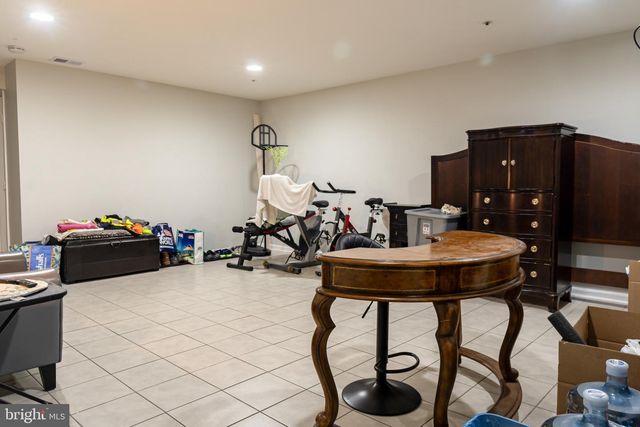 2955 HOBBLEBUSH CT, Lanham, MD 20706