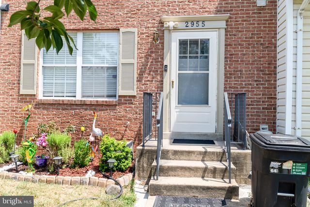 2955 HOBBLEBUSH CT, Lanham, MD 20706