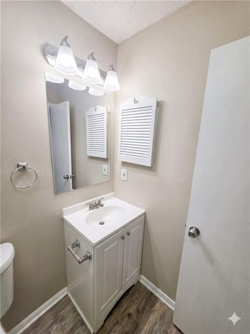 880 Highland Terrace NE, Marietta, GA 30066