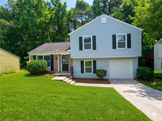 880 Highland Terrace NE, Marietta, GA 30066