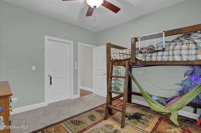 36 Beaumont Circle, Hampstead, NC 28443
