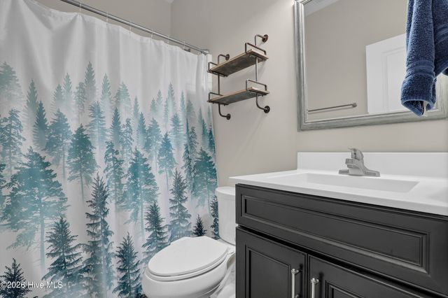 36 Beaumont Circle, Hampstead, NC 28443