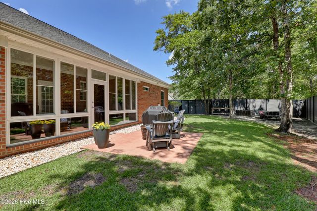 36 Beaumont Circle, Hampstead, NC 28443